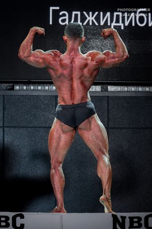 CLASSIC PHYSIQUE